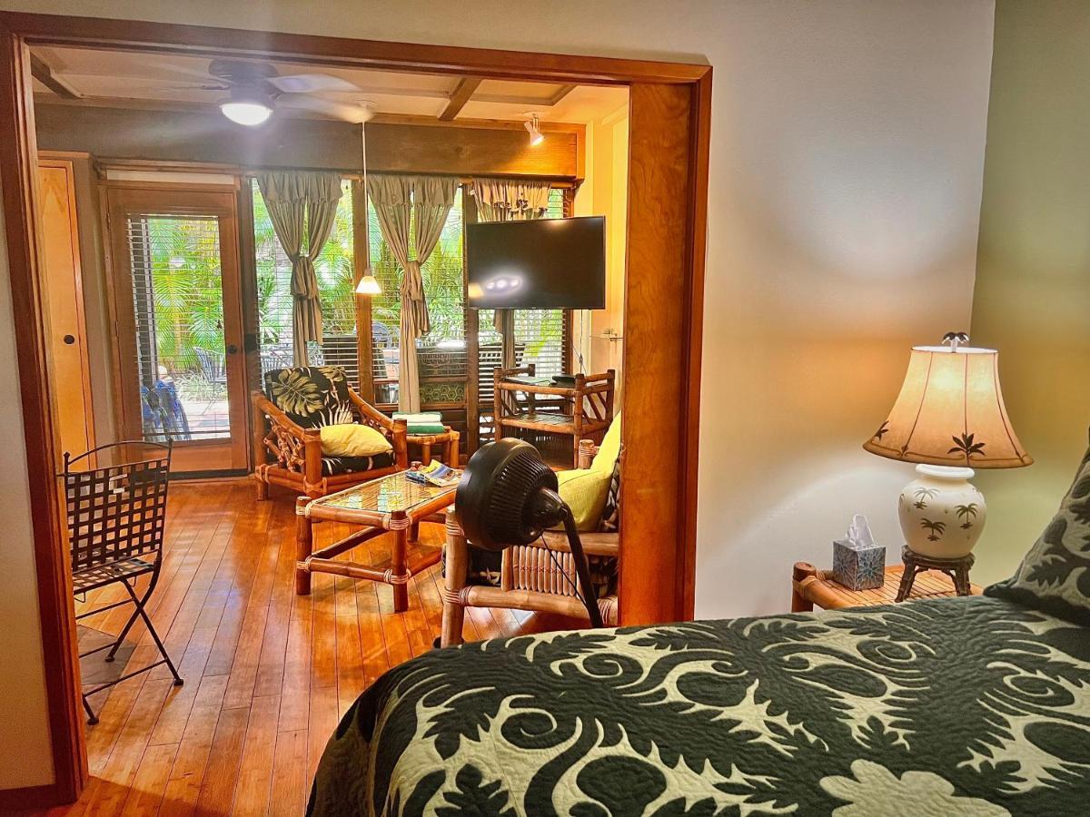 Maui What A Wonderful World Bed & Breakfast Уайлеа Екстериор снимка
