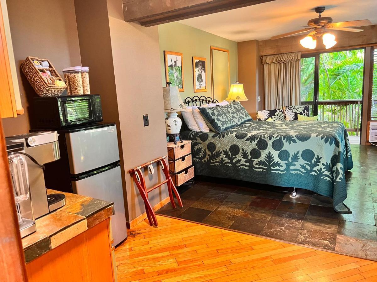 Maui What A Wonderful World Bed & Breakfast Уайлеа Екстериор снимка
