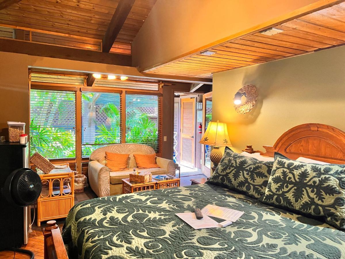 Maui What A Wonderful World Bed & Breakfast Уайлеа Екстериор снимка