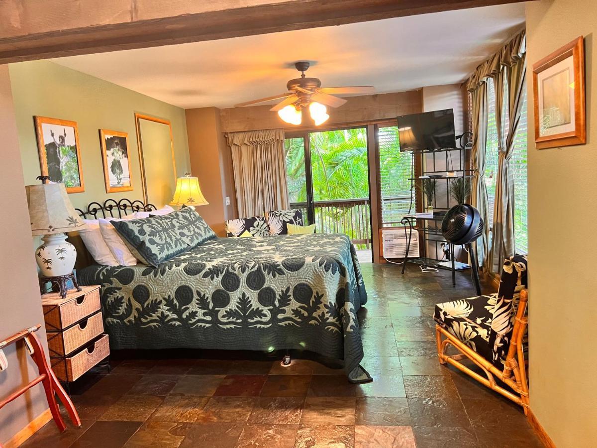 Maui What A Wonderful World Bed & Breakfast Уайлеа Екстериор снимка